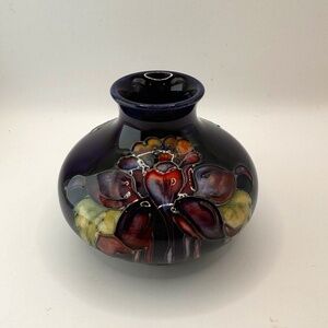 William Moorcroft vintage petite squat Columbine floral vase. Cobalt blue EUC